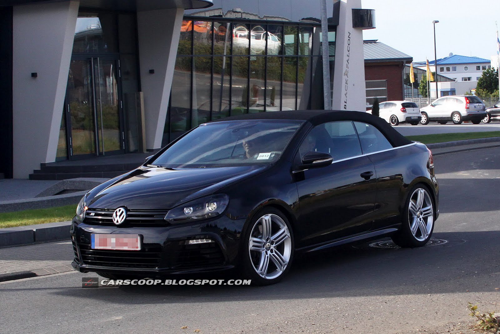 Spy Shots: 2013 Volkswagen Golf R Cabriolet Breaks Cover Without Any Camo Carscoops