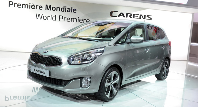  Kia Returns to the Compact MPV Segment with All-New Carens that Can Fit up to 7 Passengers