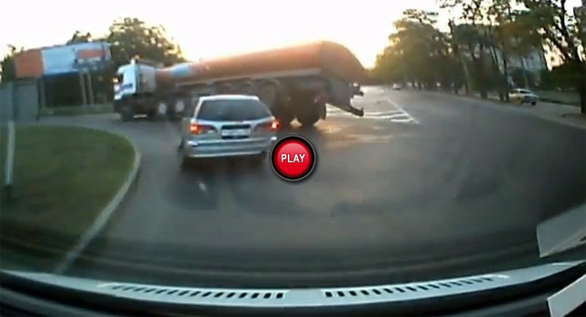  This is What Happens When You Take a Fast Turn in a Large Fuel Tanker