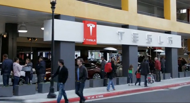  Tesla CEO Says Company-Owned Outlets are Legal, EV Adoption Requires “A New Business Model”