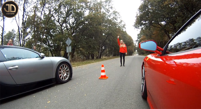  Watch a Ferrari F430 Play Around with a Bugatti Veyron 16.4 on a Closed Road