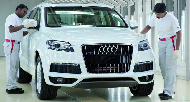  Audi Begins Production of Q7 SUV in India, Q3 to Follow in Mid-2013