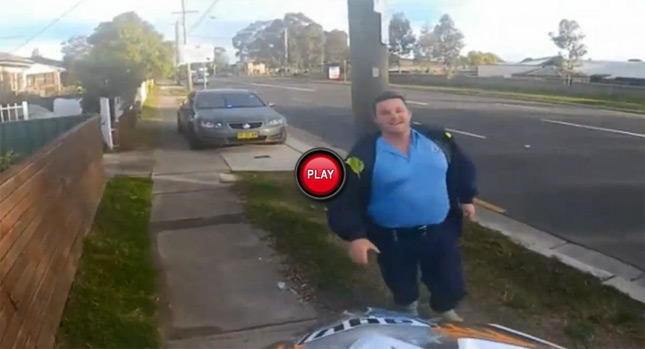  Australian Biker Chased by Police Films Himself Being Apprehended by a Smiley Cop