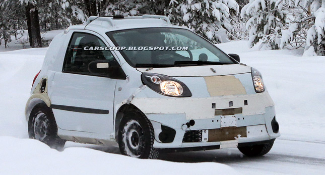  Scoop: 2014 Smart ForTwo Wears a Renault Costume and Goes Out for Testing