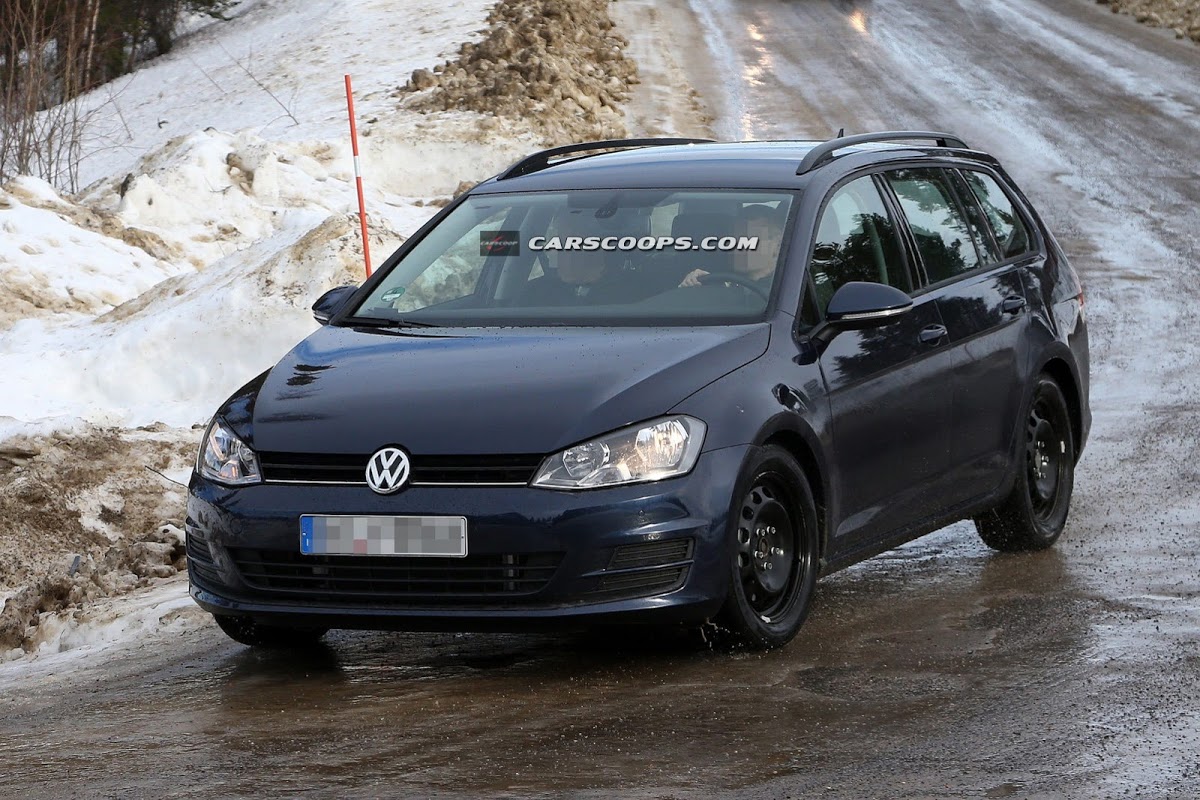 veronderstellen vijver Zegenen New VW Golf Variant or Jetta SportWagen Scooped Undisguised, Debuts in  Geneva | Carscoops