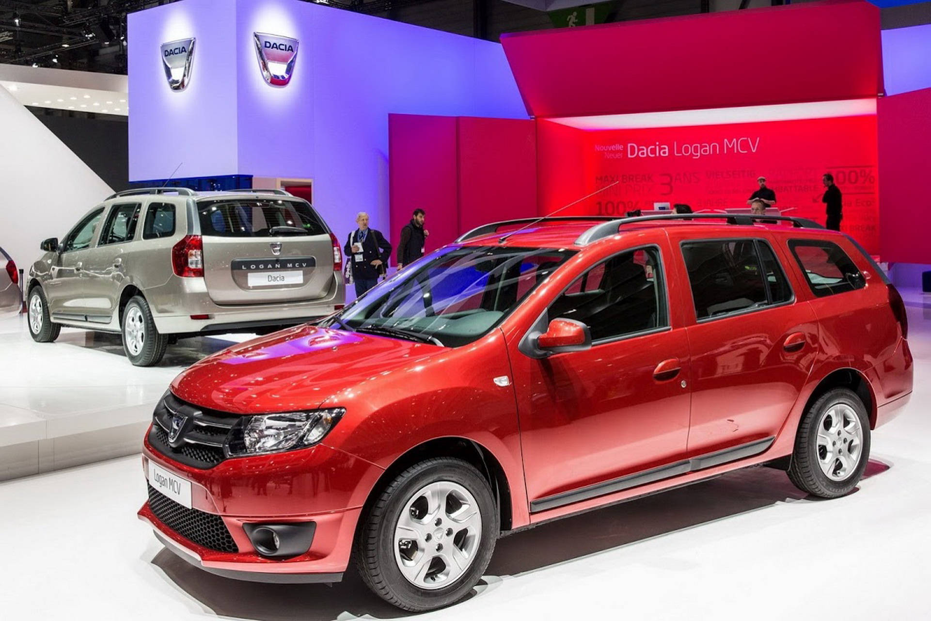 Dacia MCV Ditches Third Row Seating and Mainstream [Live Photo Update] | Carscoops
