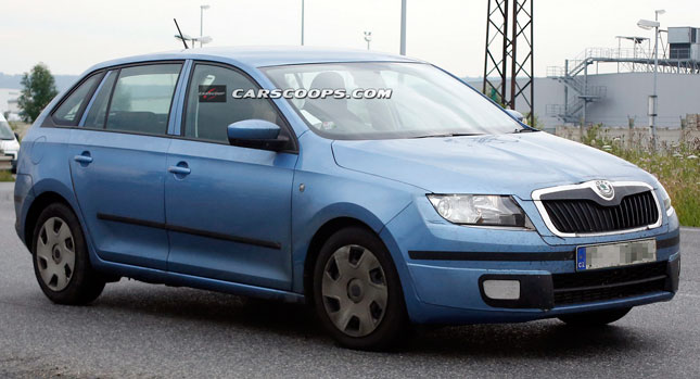 Skoda Superb RS Double Trouble: Hatch And Wagon Rendered