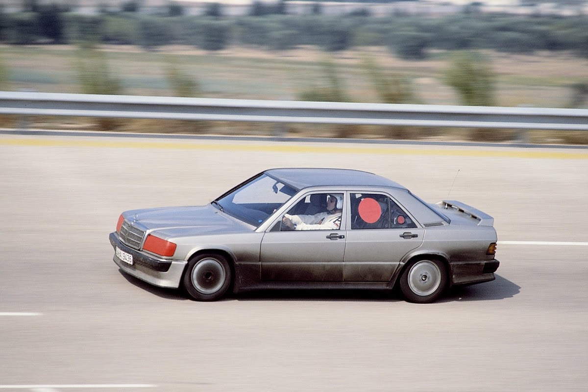 A long-playing record: 50,000km in 201 hours in a Mercedes 190 E 2.3-16
