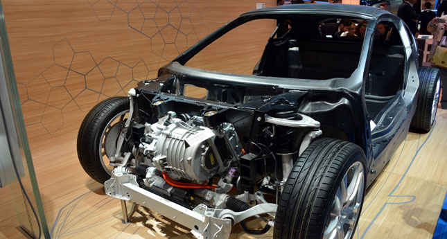  Report Brings Our Attention to the Repair Costs of New, Lighter Cars Which Use New Materials