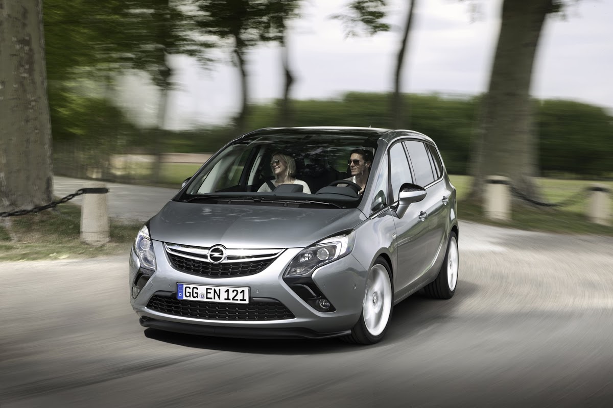 Opel Zafira Tourer 1.6 CDTI: A 120-mph, 50-mpg Entry-Level Van