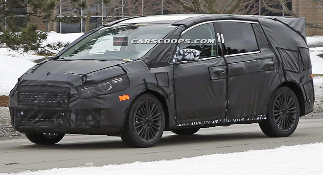Scoop 15 Ford S Max Minivan Based On The Fusion Mondeo Spotted In The Usa Carscoops