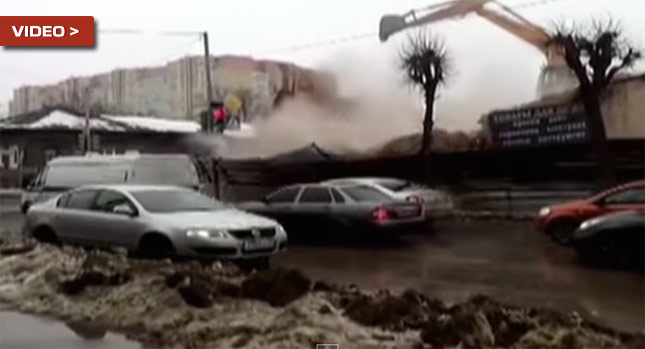  Oops! Roadside Crane Demolition Takes a Wrong Turn in Russia…