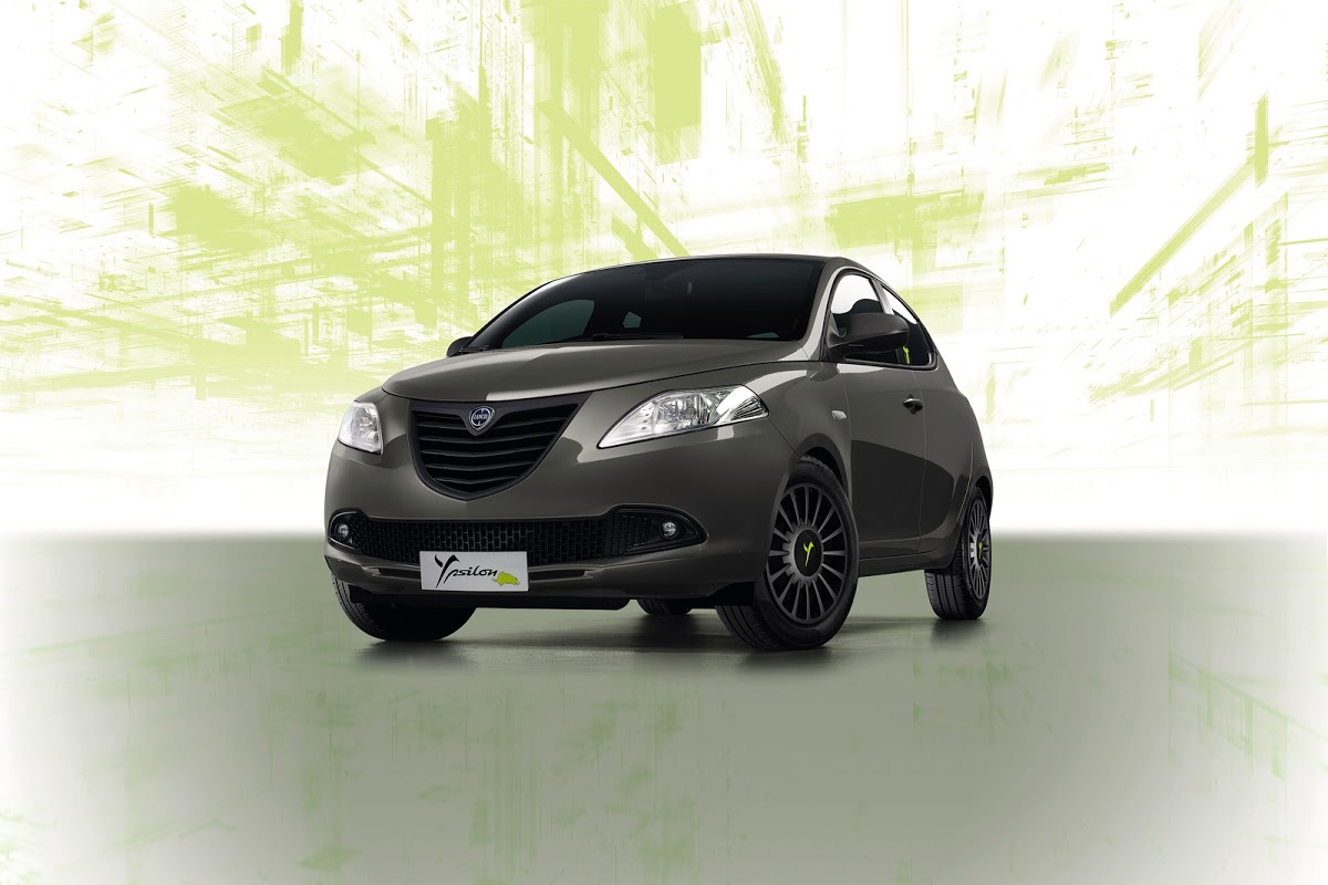 Lancia Ypsilon: modaiola con Elefantino ed Elle 