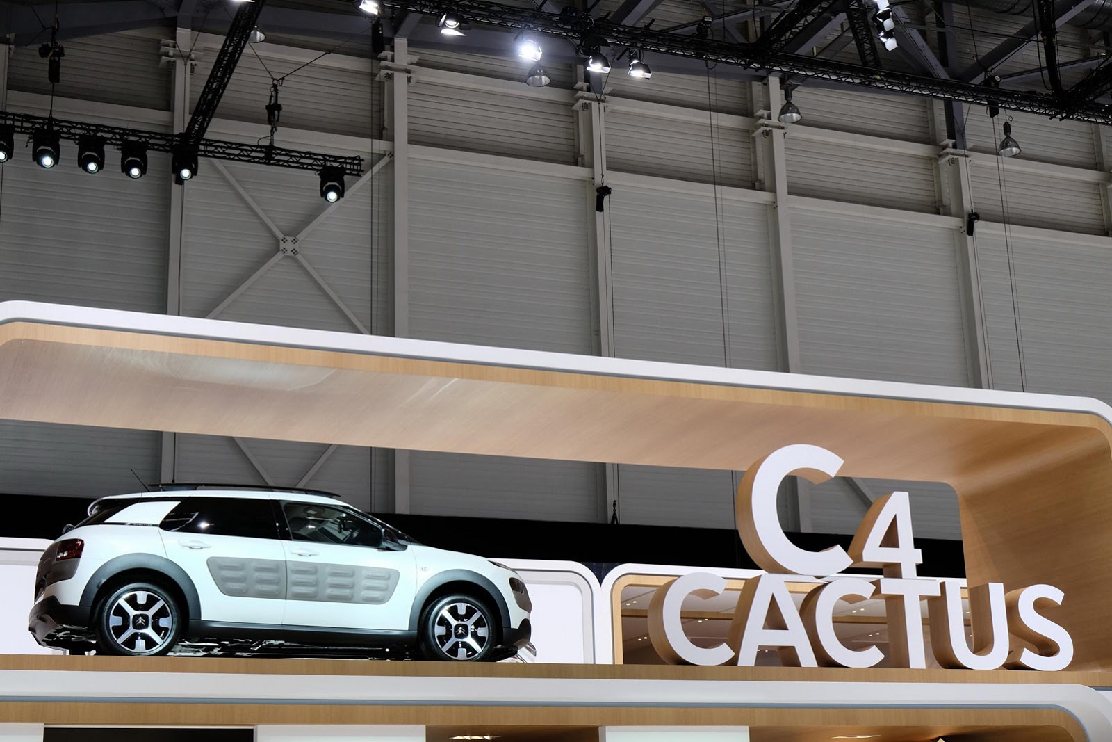 C4 Cactus and C4 Cactus Adventure Liven Up Citroën's Geneva Stand [w/Video], Carscoops