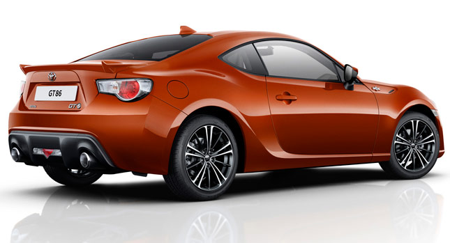  Toyota Improves 2015 GT86's Dynamics, Adds Shark-Fin Antenna in Europe