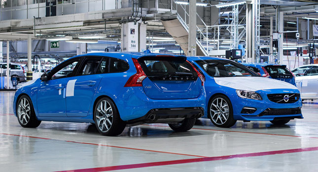  Volvo Starts Building S60 and V60 Polestar Performance Models in Sweden