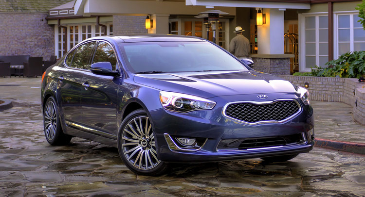  Kia Cadenza Gets Minor Enhancements for 2015