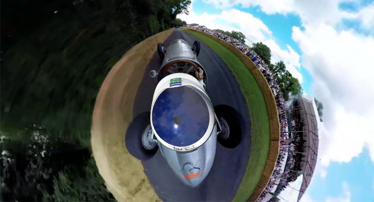  Check out the Novelty of Interactive 360-Degree Cameras in Mercedes Racing Cars