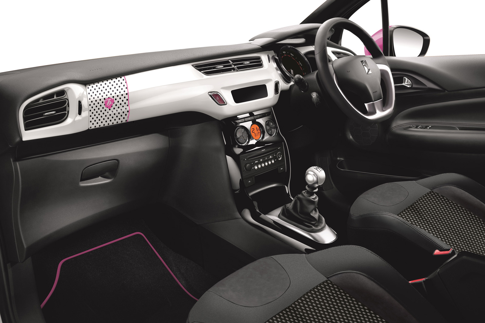 DS3 Cabrio DStyle by Benefit is Citroen's Fourth Cosmetic-Themed Special
