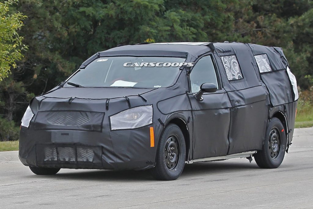 chrysler town and country 2022