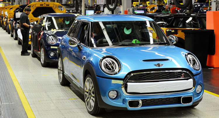  Mini Says New Five-Door Will Make Up a Third of Total Hatch Sales