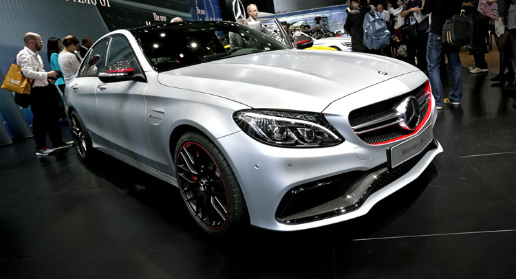 Mercedes-AMG C 63 F1 Edition Debuts With Lots Of Black And Red Accents