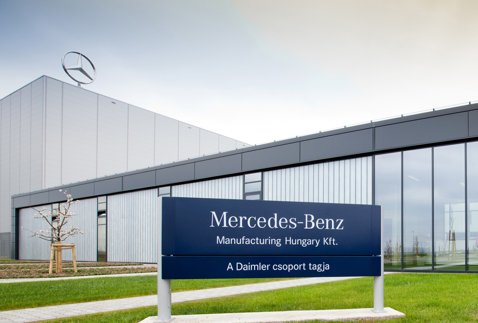 Mercedes’ Hungarian Plant Builds 250,000th Vehicle | Carscoops