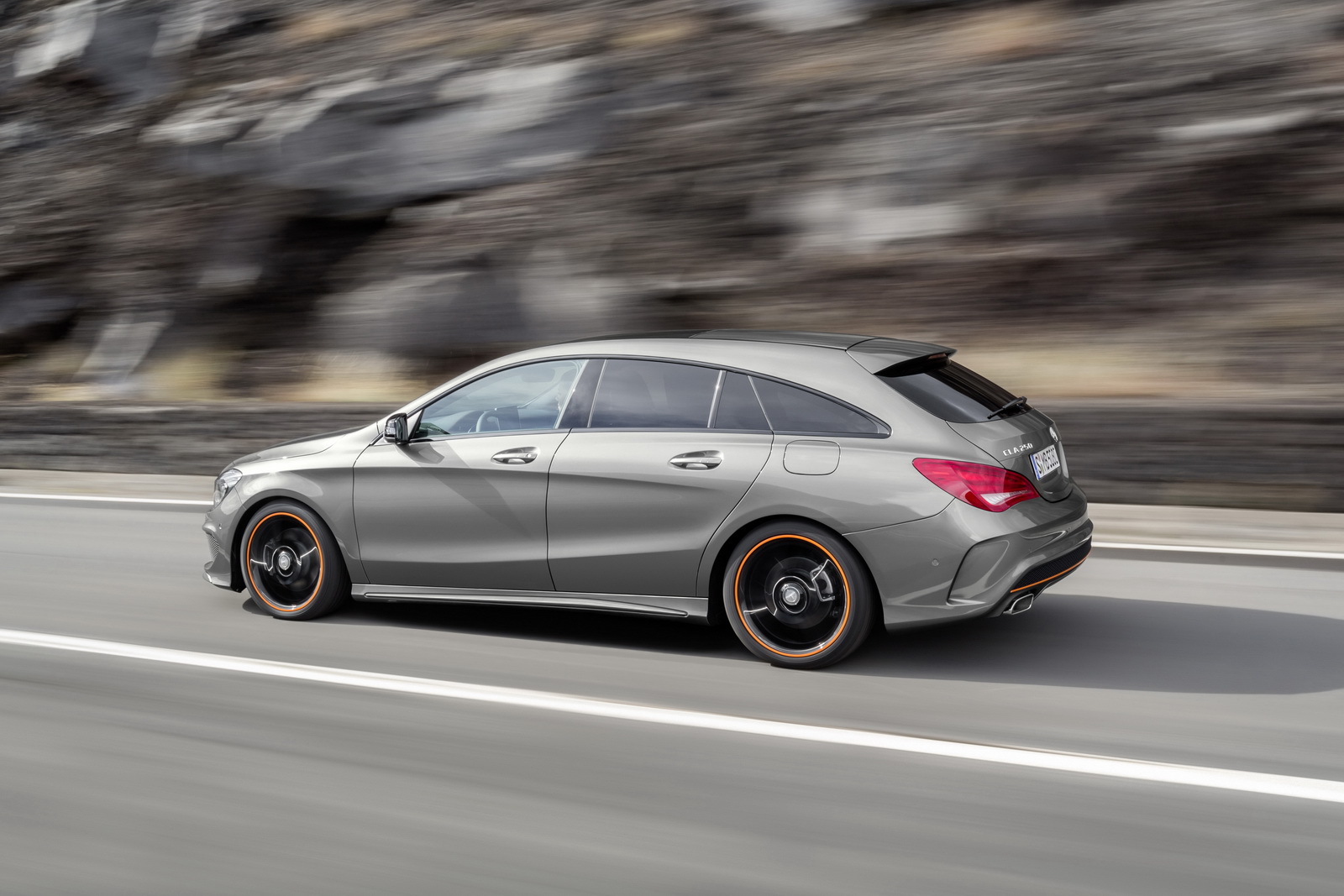 Mercedes Reveals and Details CLA Shooting Brake