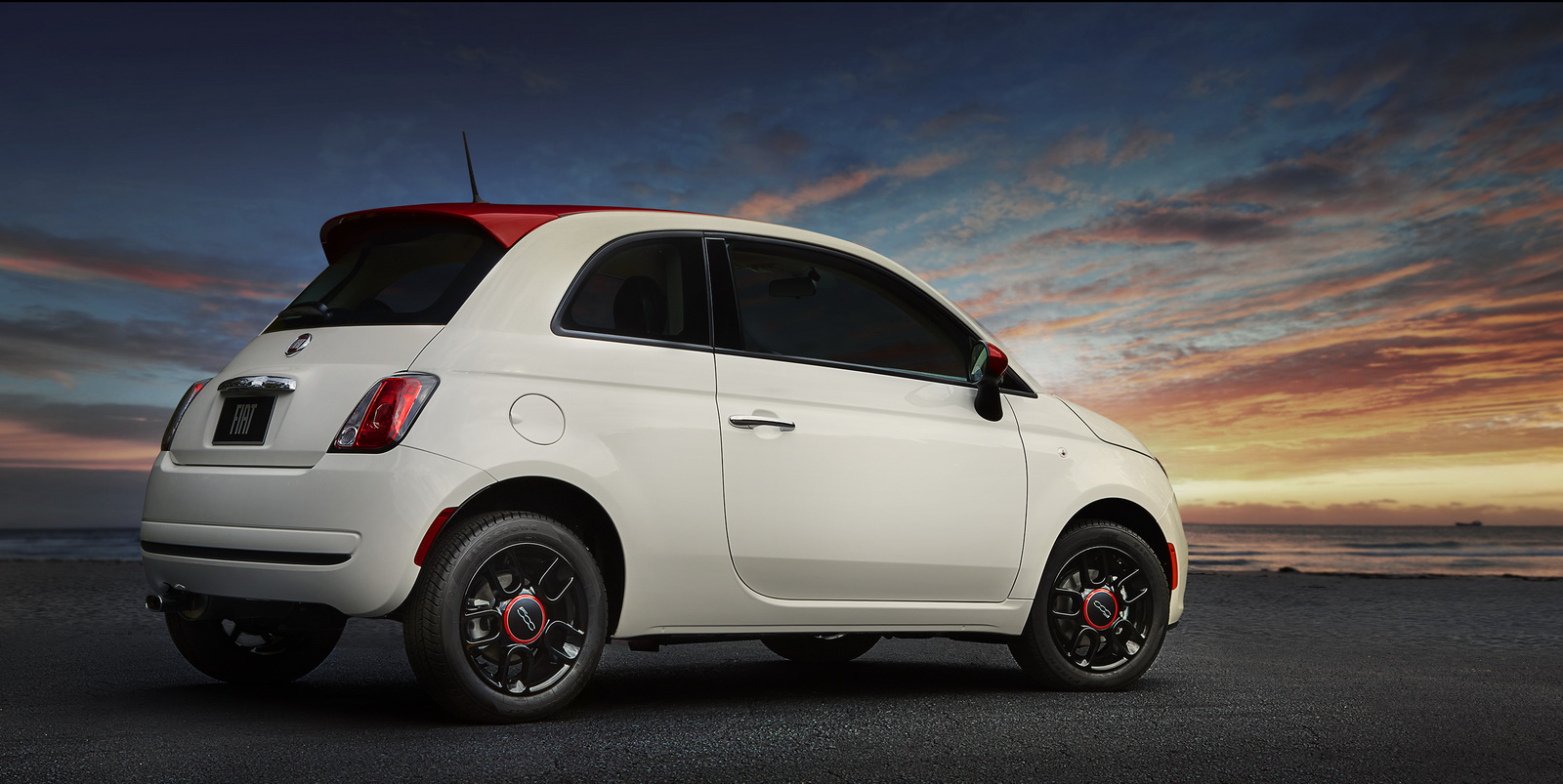 Fiat Introduces 500 Ribelle and 500L Urbana Trekking Special Editions in  Miami