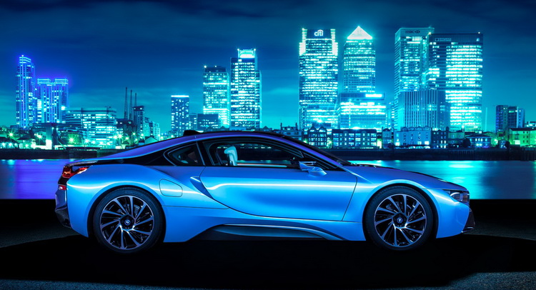 BMW i8 Coupe - Practicality & boot space (2014-2021)