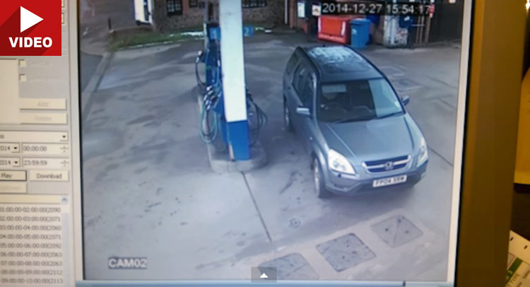  Confused Driver Has No Idea Where To Put Fuel Into Car