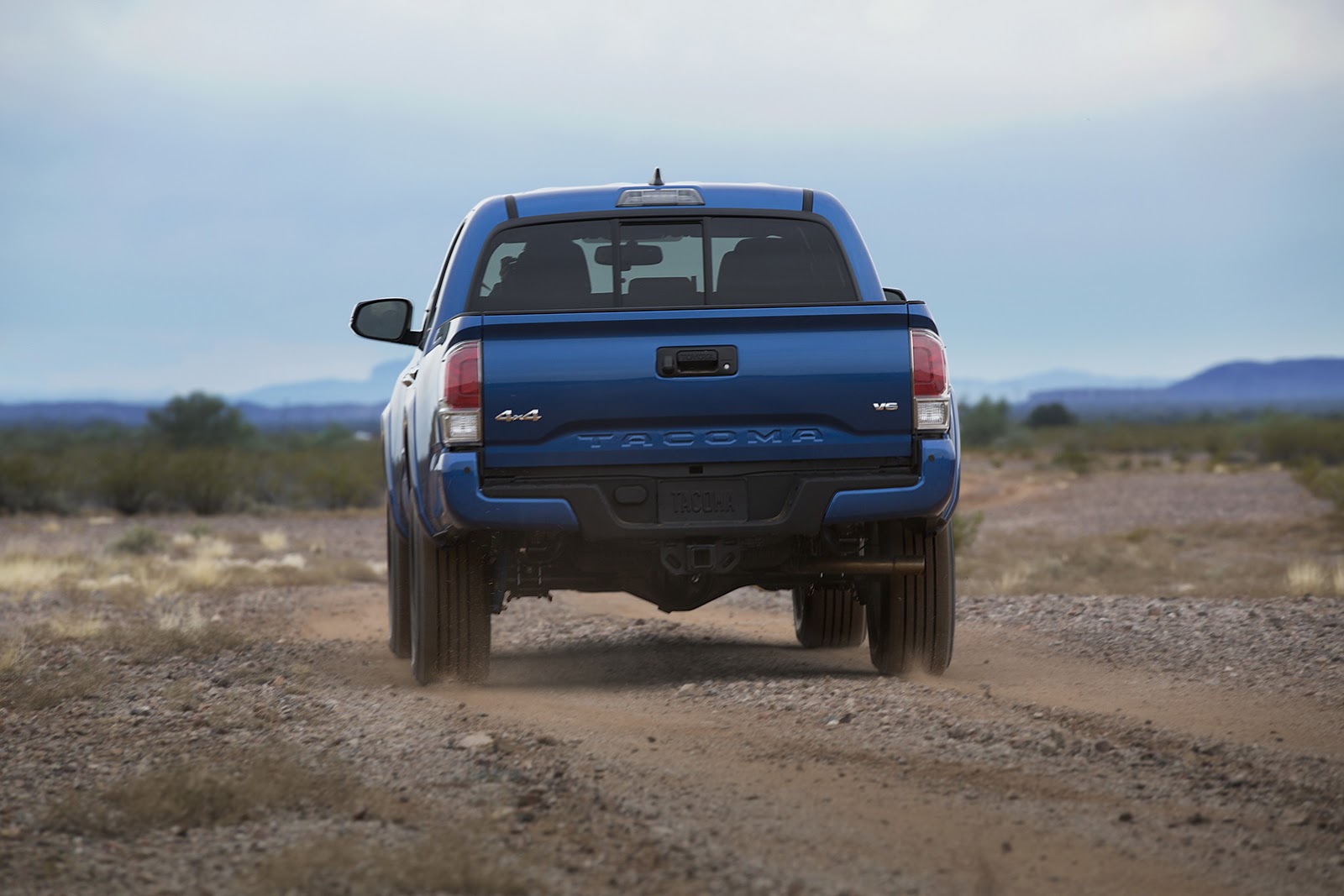 Toyota Details New 2016 Tacoma Pickup Truck [75 Pics & Video] | Carscoops