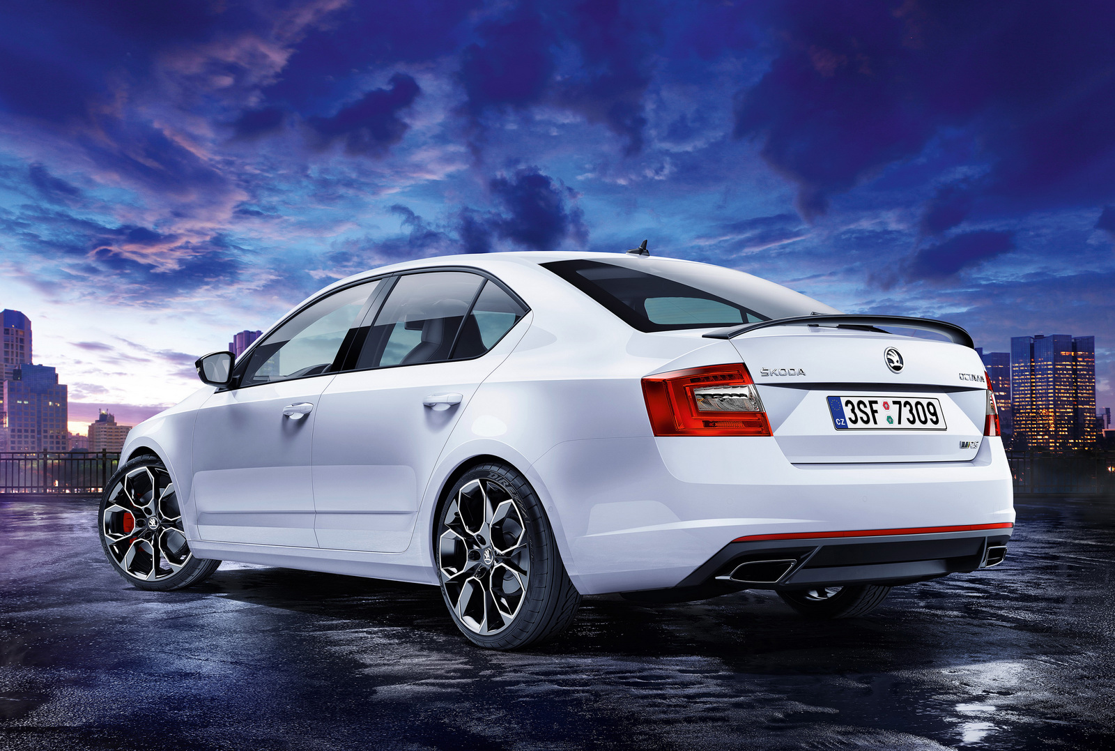 Skoda Octavia RS 230 Special Edition Brings More Power and Style