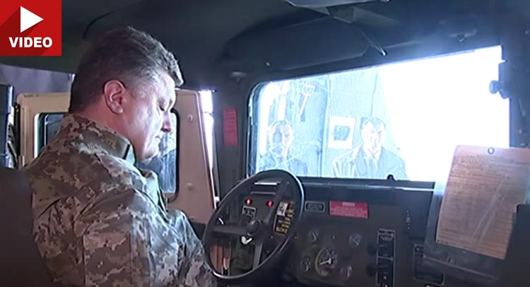  Ukrainian President Takes Delivery of First 10 Humvees Sent by the US