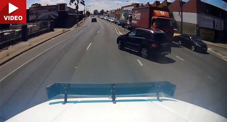  This Aussie Truck Driver Has A Way With Words [Seriously NSFW]