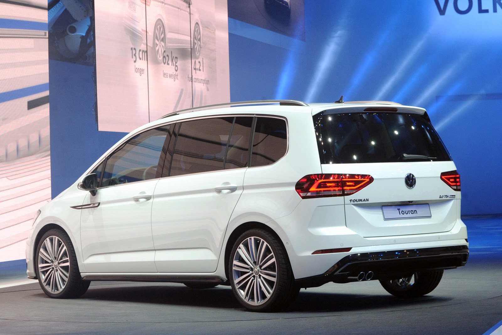VW Prices New Touran from €23,350 in Germany