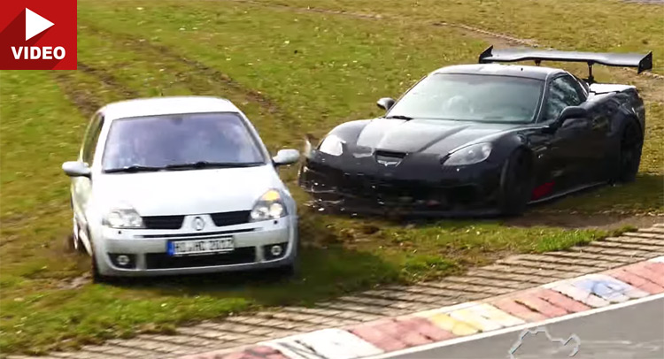  Corvette Waiting On The Grass To Get Back On The ‘Ring Gets Violated By A Clio