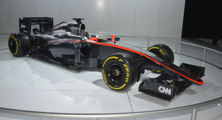  NY Show: 2015 McLaren-Honda MP4-30 Looks Much Better Than it Drives