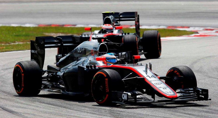  Both McLaren-Honda Drivers Expect Tough Weekend in China