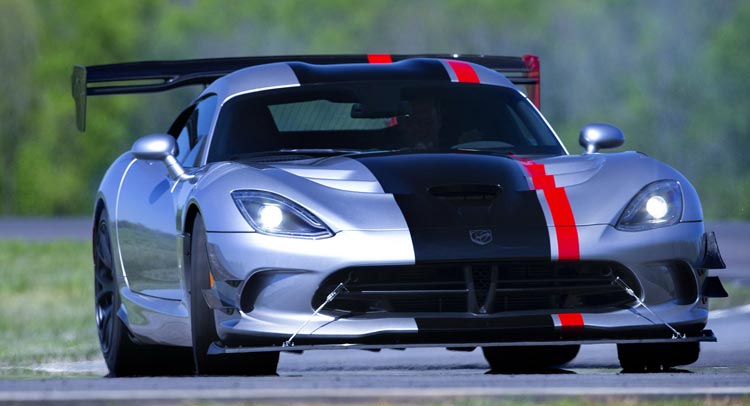  2016 Dodge Viper ACR Is The Fastest Street-Legal Track Viper Ever [87 Photos]