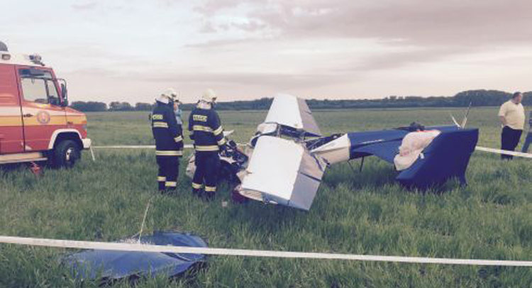  Slovakia’s Aeromobil Flying Car Crashes During Test Flight