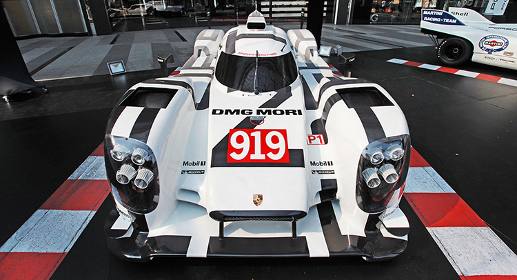  Porsche Selling A 919 Hybrid 1:1 Model For Your Living Room