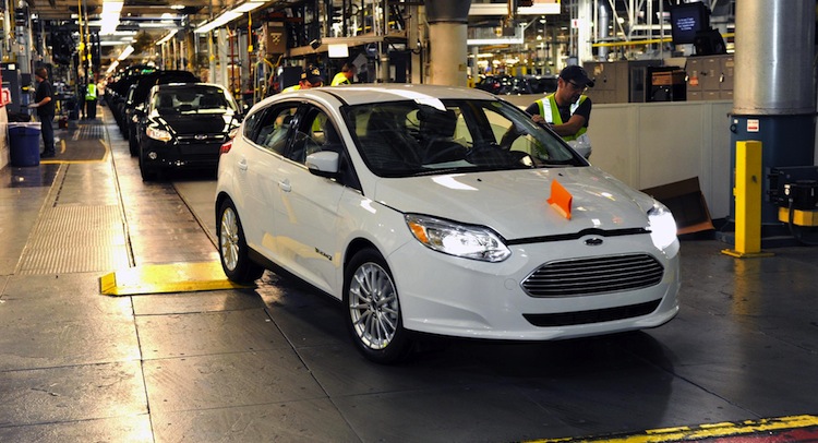  Ford Moving Focus, C-Max Production From U.S. To Mexico