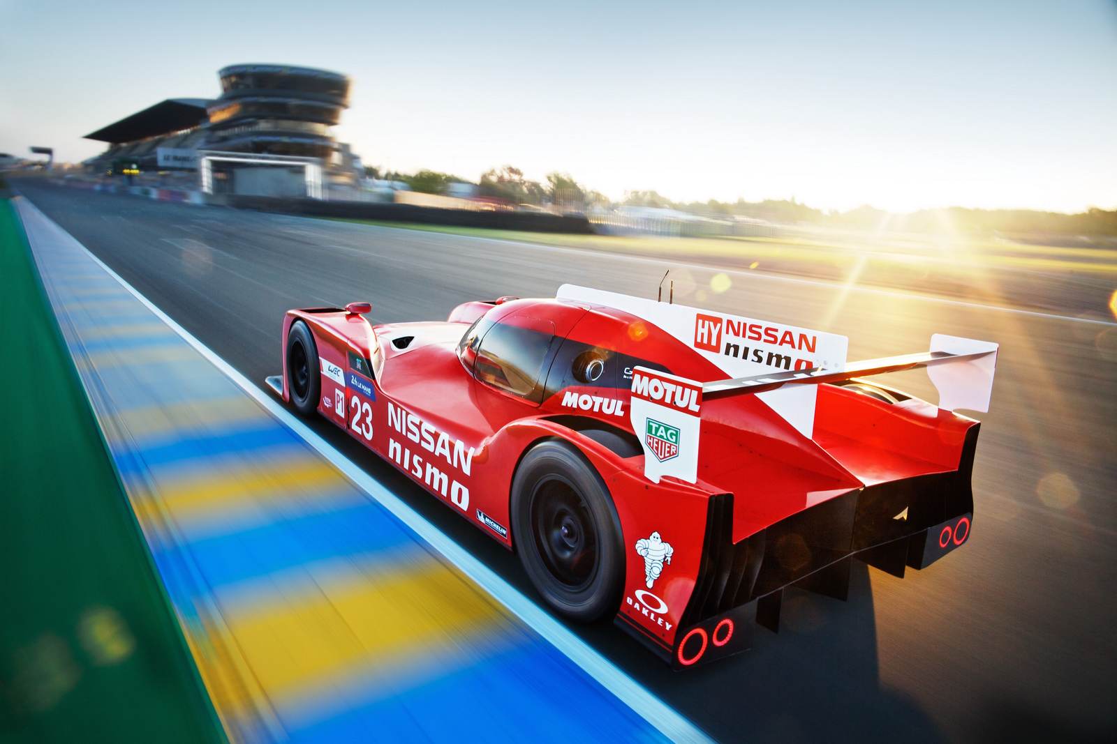 Nissan Withdraws GT-R LM Nismo From The FIA WEC To “Focus On Technical ...