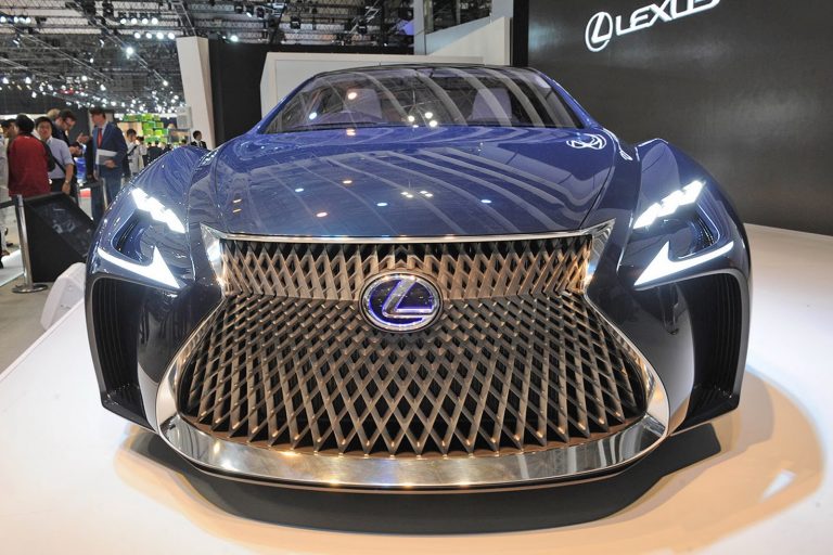 Hydrogen-powered Lexus Lf-fc Concept Previews Next-gen Ls Flagship 