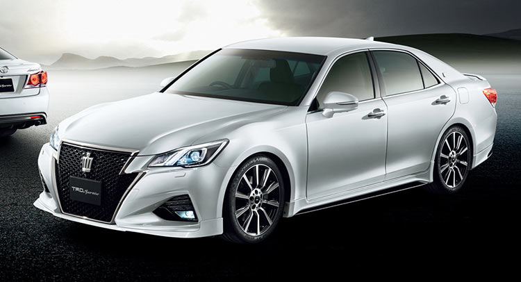  TRD Offers Neat Accessory Packages For 2016 Toyota Crown