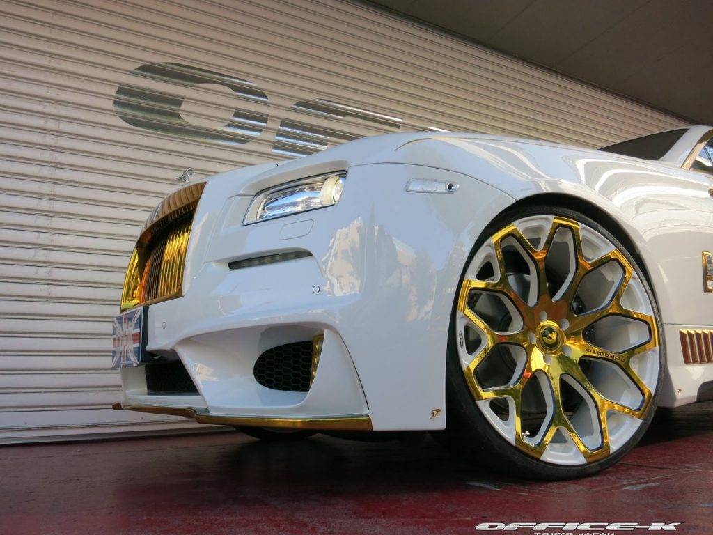 Rolls Royce Wraith Gold  White