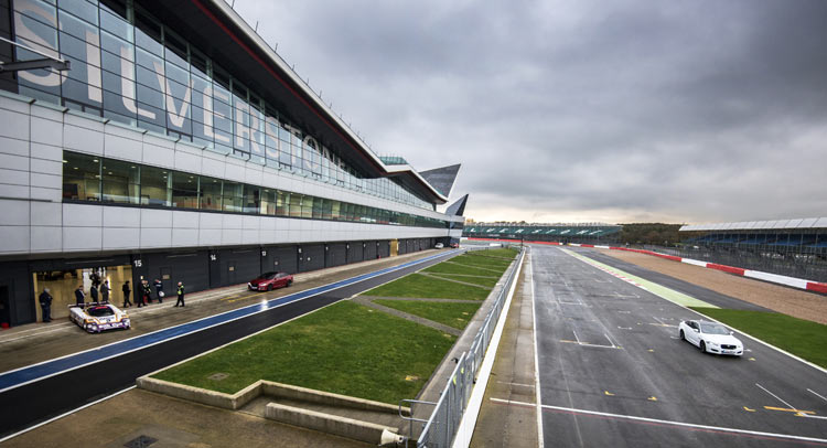  Jaguar Land Rover Considering Purchase Of Britain’s Silverstone Circuit