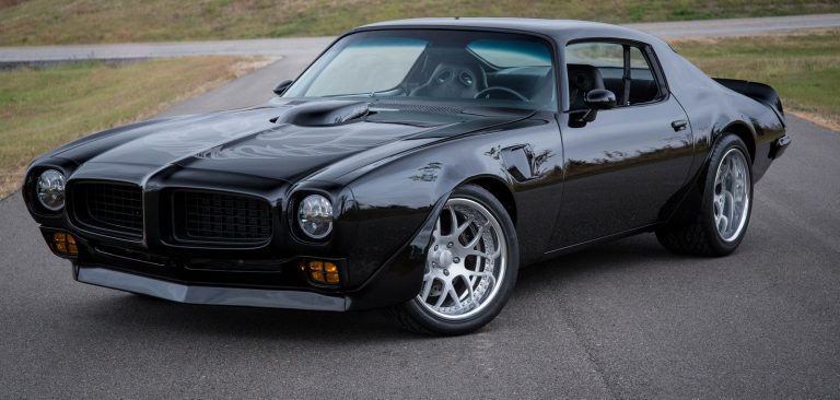 Restored 7.5-Litre Pontiac Firebird Trans Am Looking For An Owner On ...