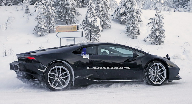  Lamborghini Huracan Superleggera Can Run, Not Hide